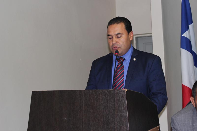 Prefeito de Ibicaraí abre trabalhos da Câmara e faz balanço do seu primeiro ano de governo 3.jpg
