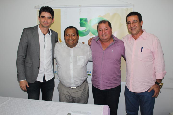 DIRETORIA_DA_AMURC_Marcone_Ant&ocirc;nio_de_An&iacute;sio_Aurelino_Cunha_e_Clovis_Roberto_Almeida.jpg