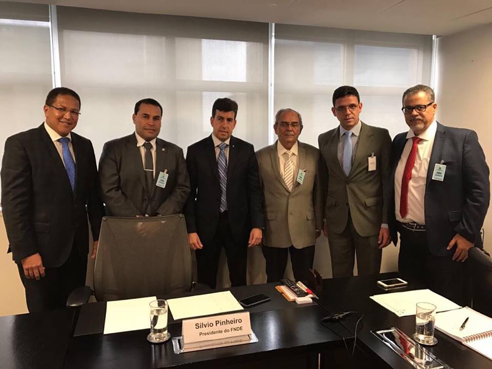 Prefeito_de_Ibicara&iacute;_busca_apoio_em_Bras&iacute;lia_1.jpg