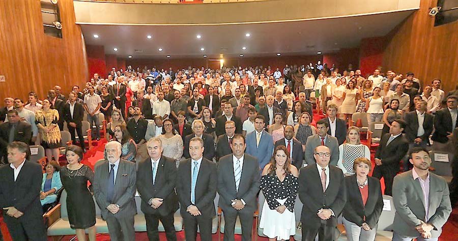 Hospital funciona em setembro; ponte, ano que vem; obra de saneamento do Pontal &eacute; retomada e vai durar dois anos