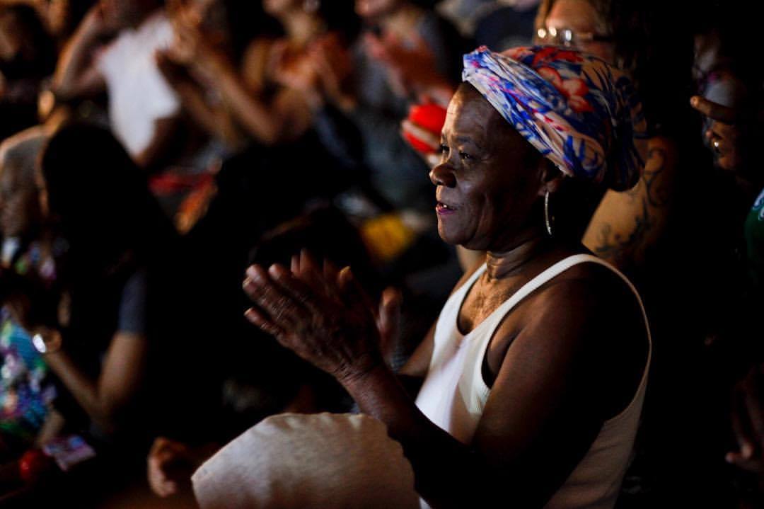 VI Festival de Dança Itacaré - Público no Centro Cultural Porto de Trás.jpg